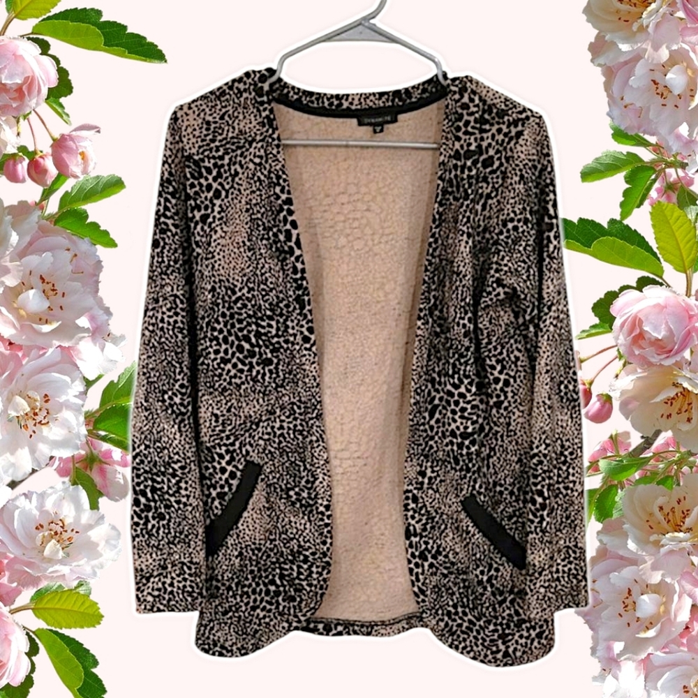Leopard Print Cardigan - Picture 7 of 8